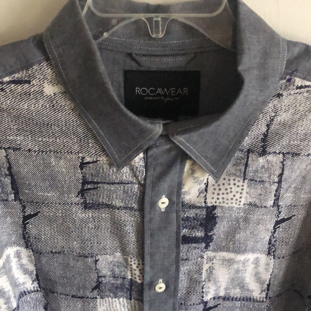 Rocawear Men’s Button Down Shirt Size 2XL